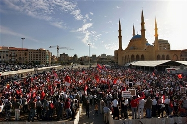 arc_Lebanese_Armenian_demonstrators_3.jpg