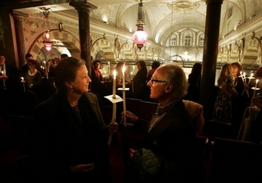 arc_Cathedral_of_St._George_in_Istanbul_14.jpg