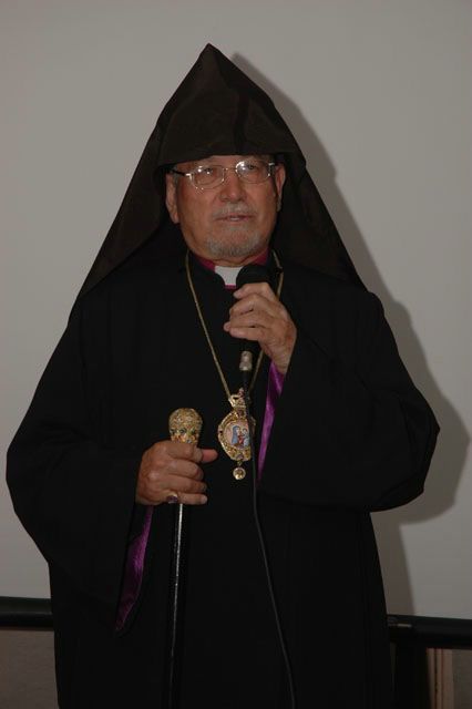 arc_H.E._Archbishop_Aris_Shirvanian_640x480_.jpg