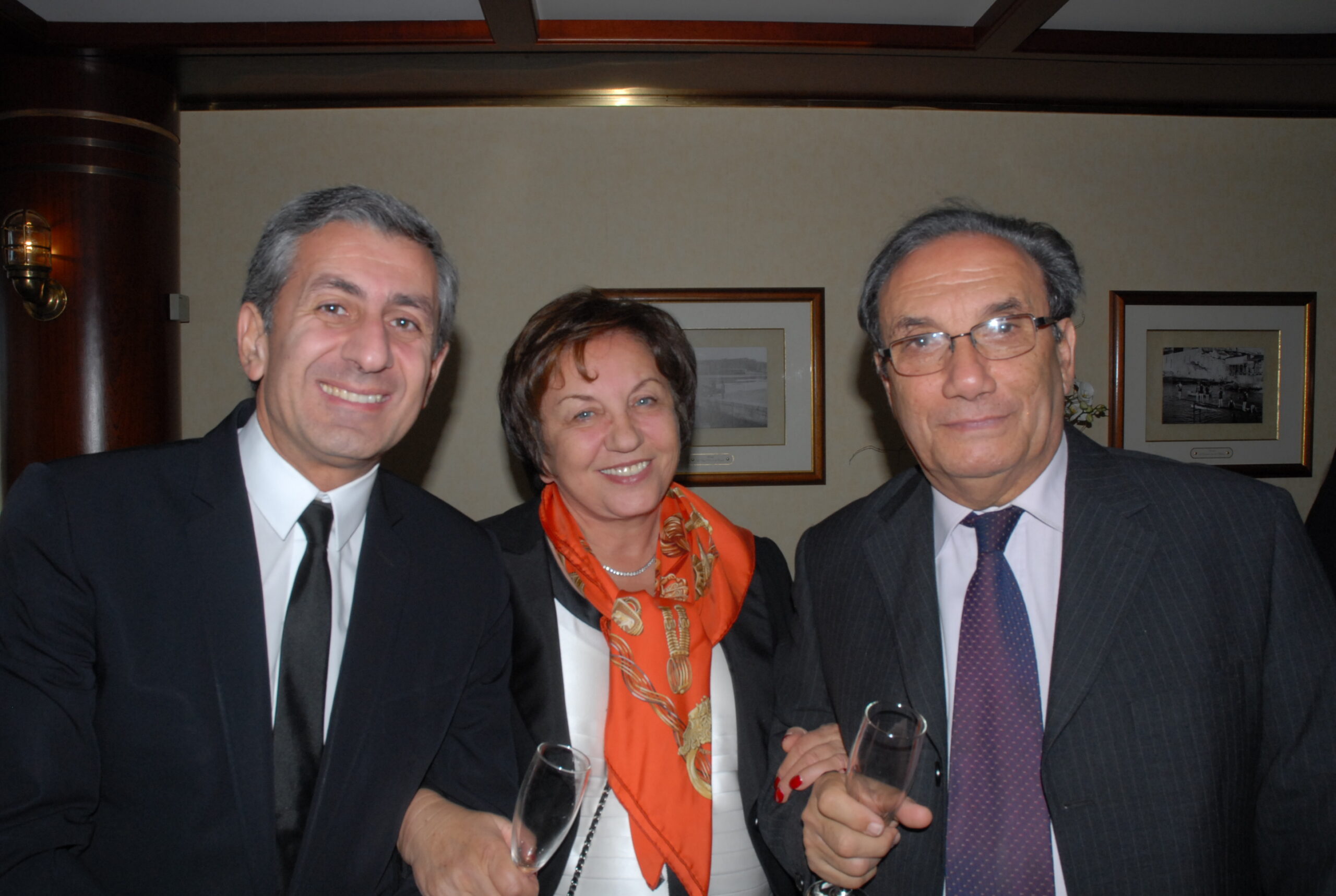 Didier Parakian, Angèle Melkonian et Garo Hovsepian, membres du jury