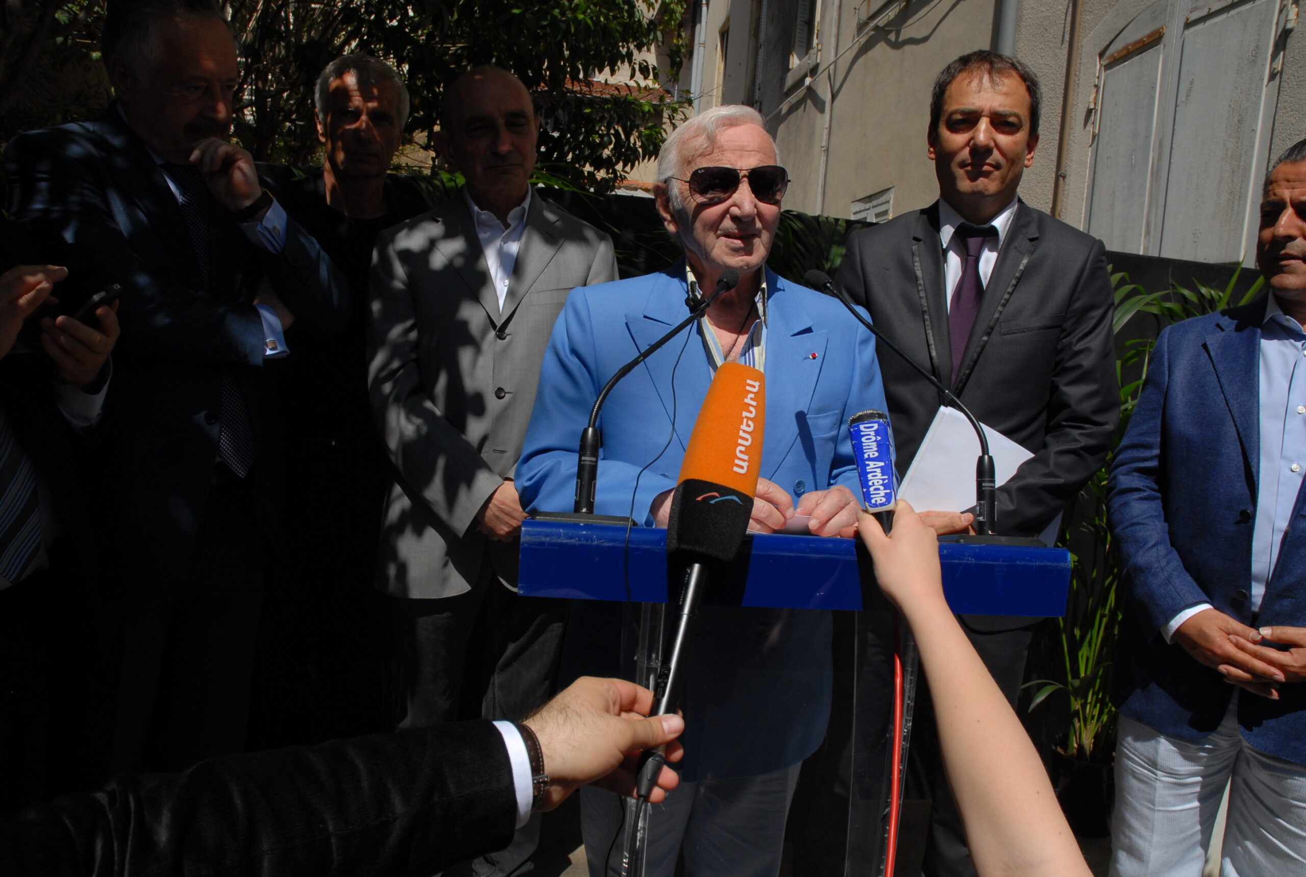 Charles Aznavour face au public