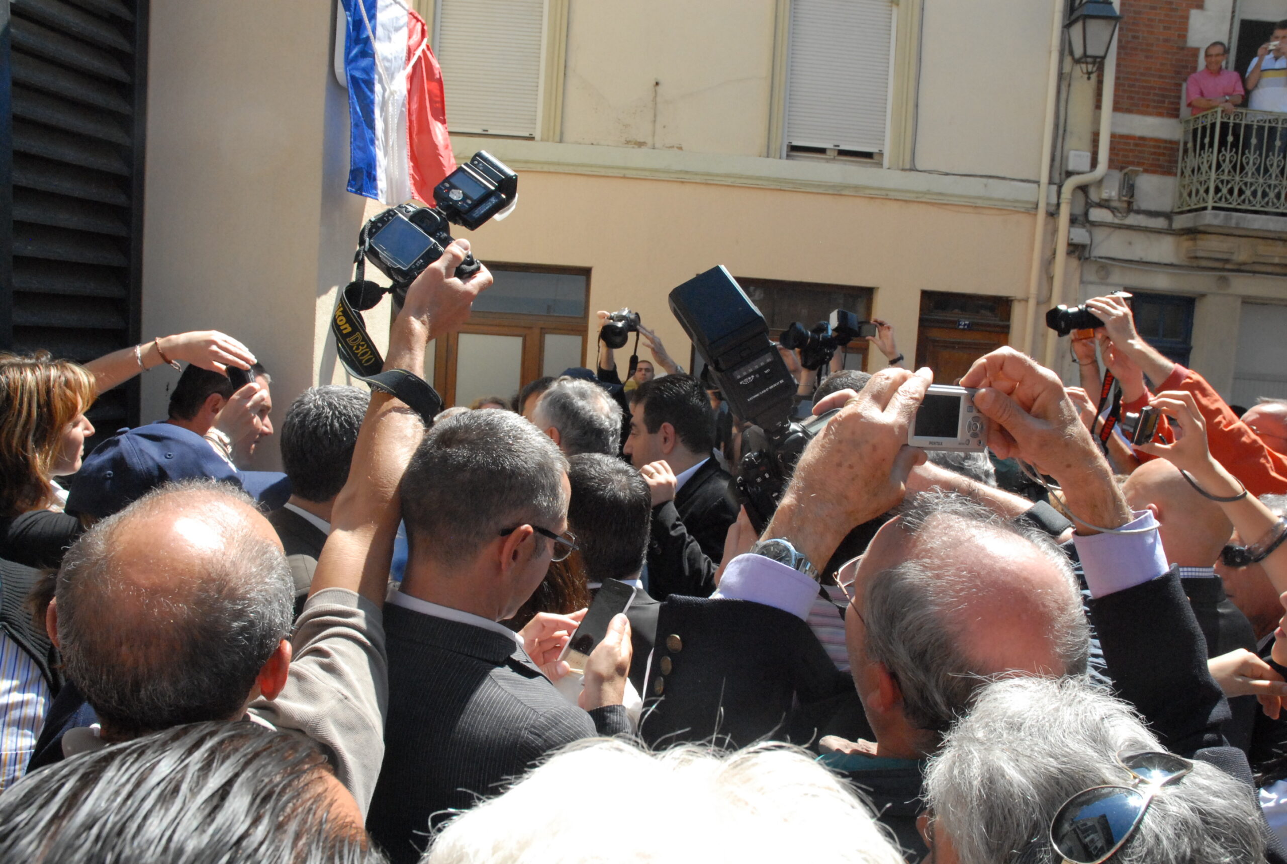 La plaque Square Charles Aznavour va être dévoilée