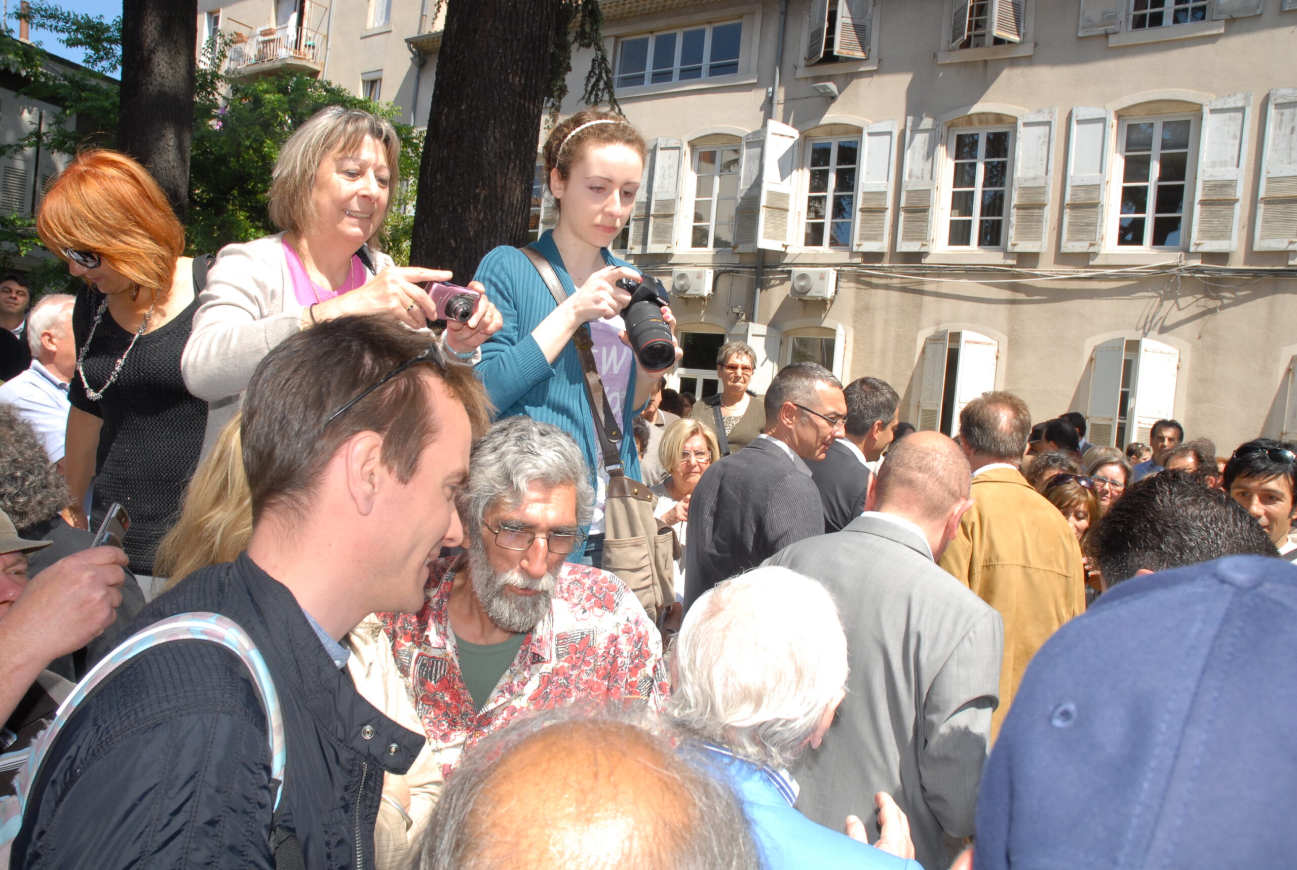 Des centaines de fans d'Aznavour