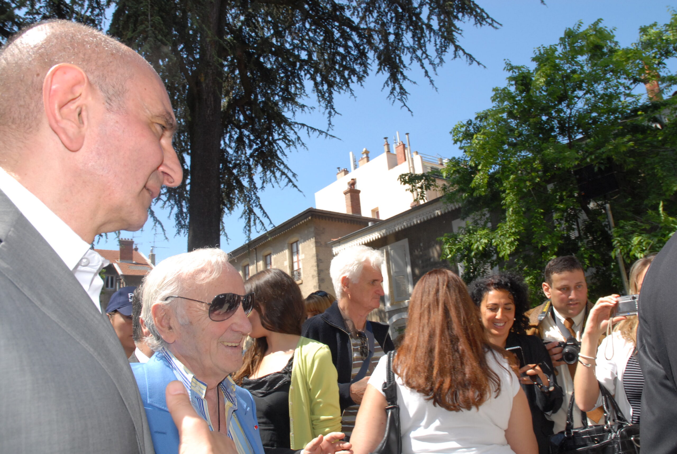 Après l'inauguration du Square Charles Aznavour