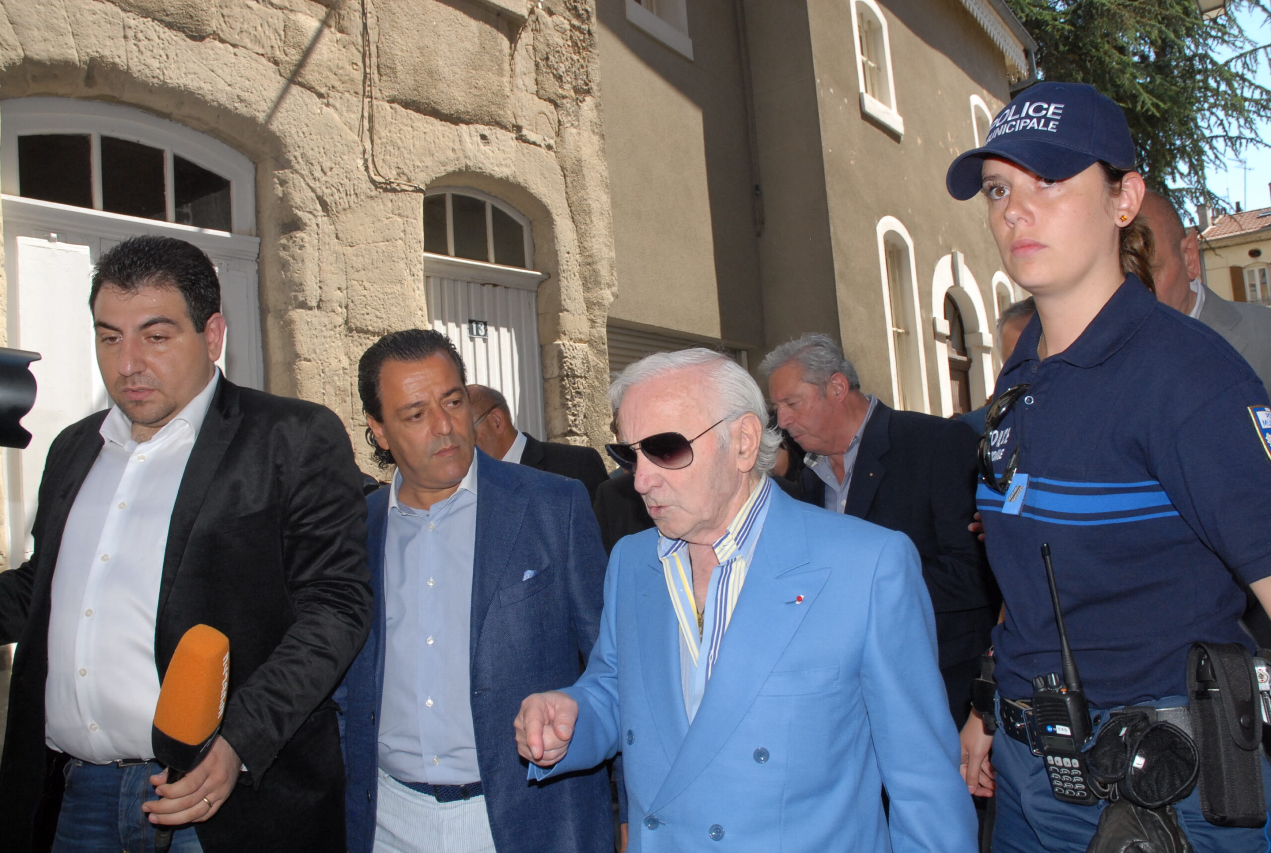 Charles Aznavour quitte le Square Charles Aznavour