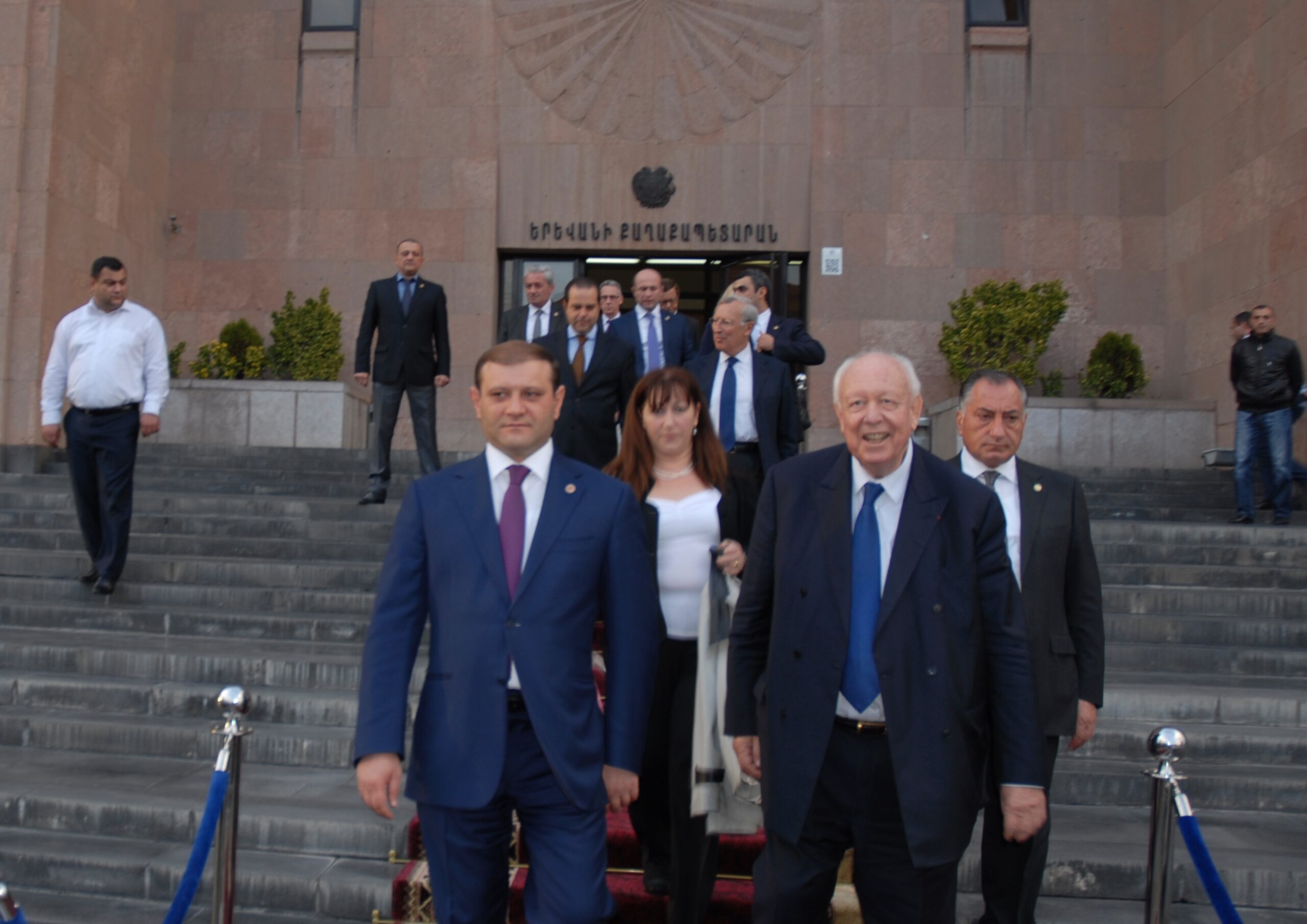 Taron Margaryan accompagne Jean-Claude Gaudin