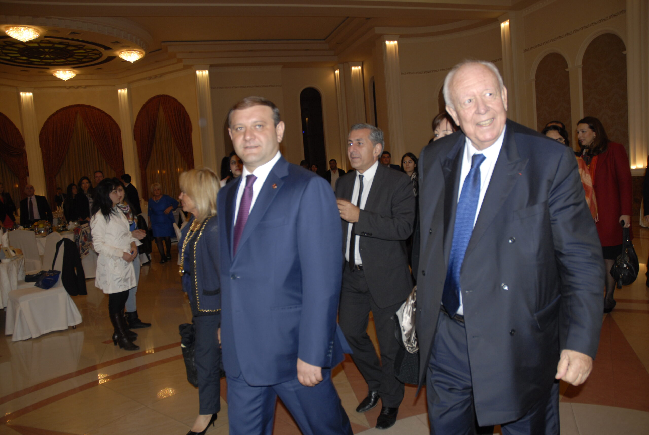 Taron Margaryan et Jean-Claude Gaudin lors d'une réception