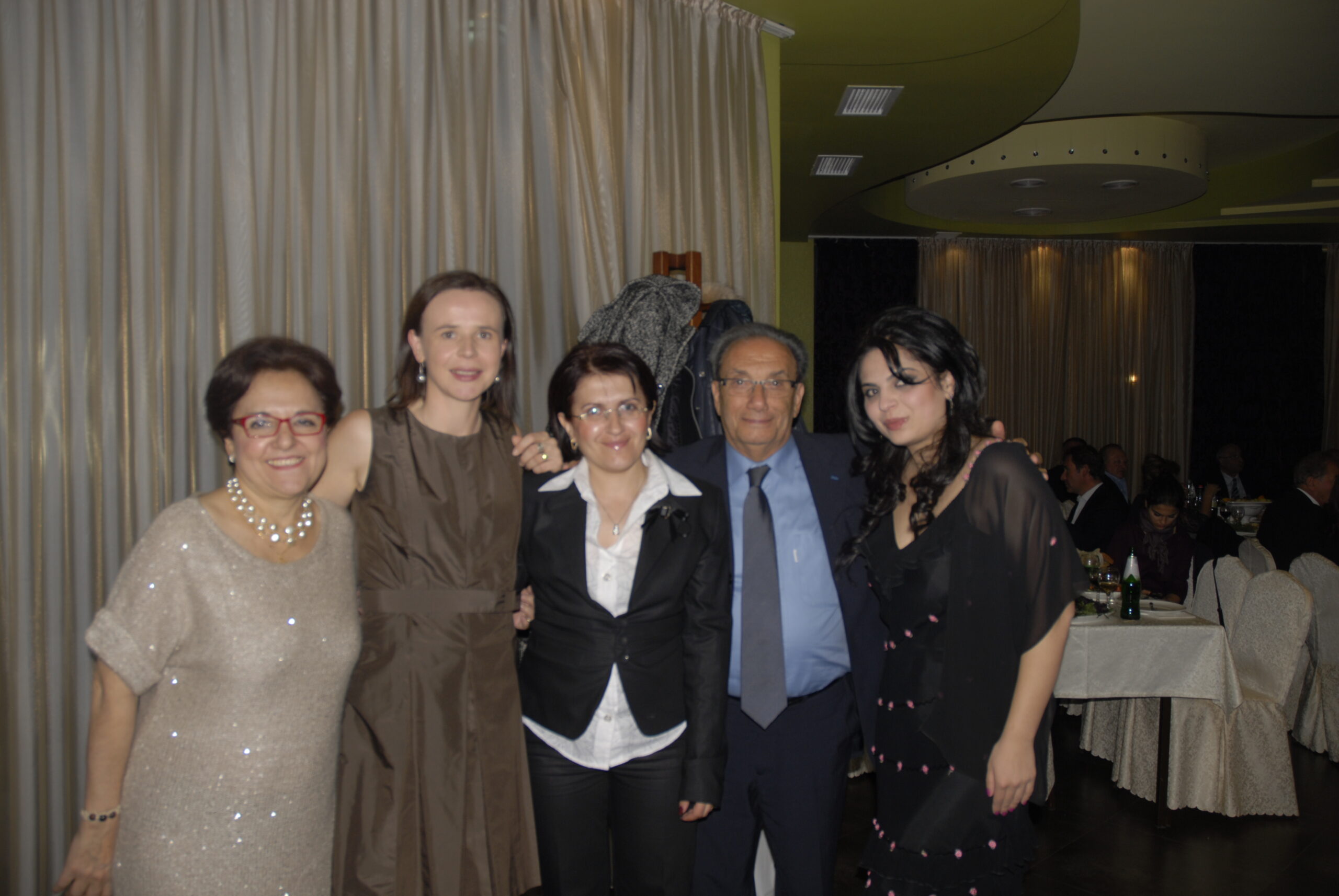 Colette Babouchian, Anne de Maximy, Verguiné Simonian, Garo Hovsépian et Hripsimé Varderesyan