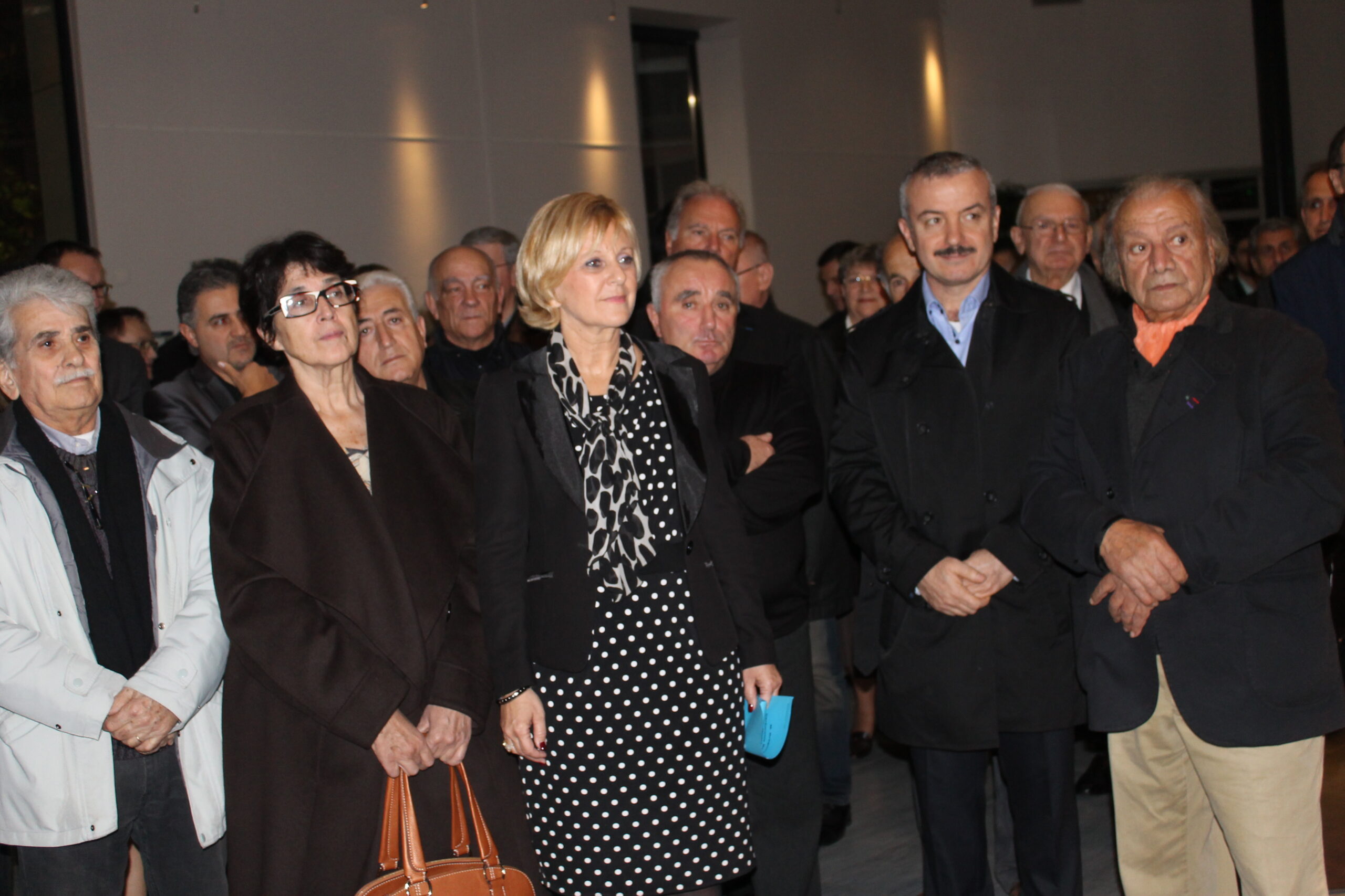 Vartkés Vartanian (Président Ucfaf-Valence), Myriam Ben Salem (Adjointe au Maire de Bourg-Lès-Valence), Marlène Mourier (Maire de Bourg-Lès-Valence), Nazo Jinbachian (président Maison de la Culture Arménienne de Valence), Toros