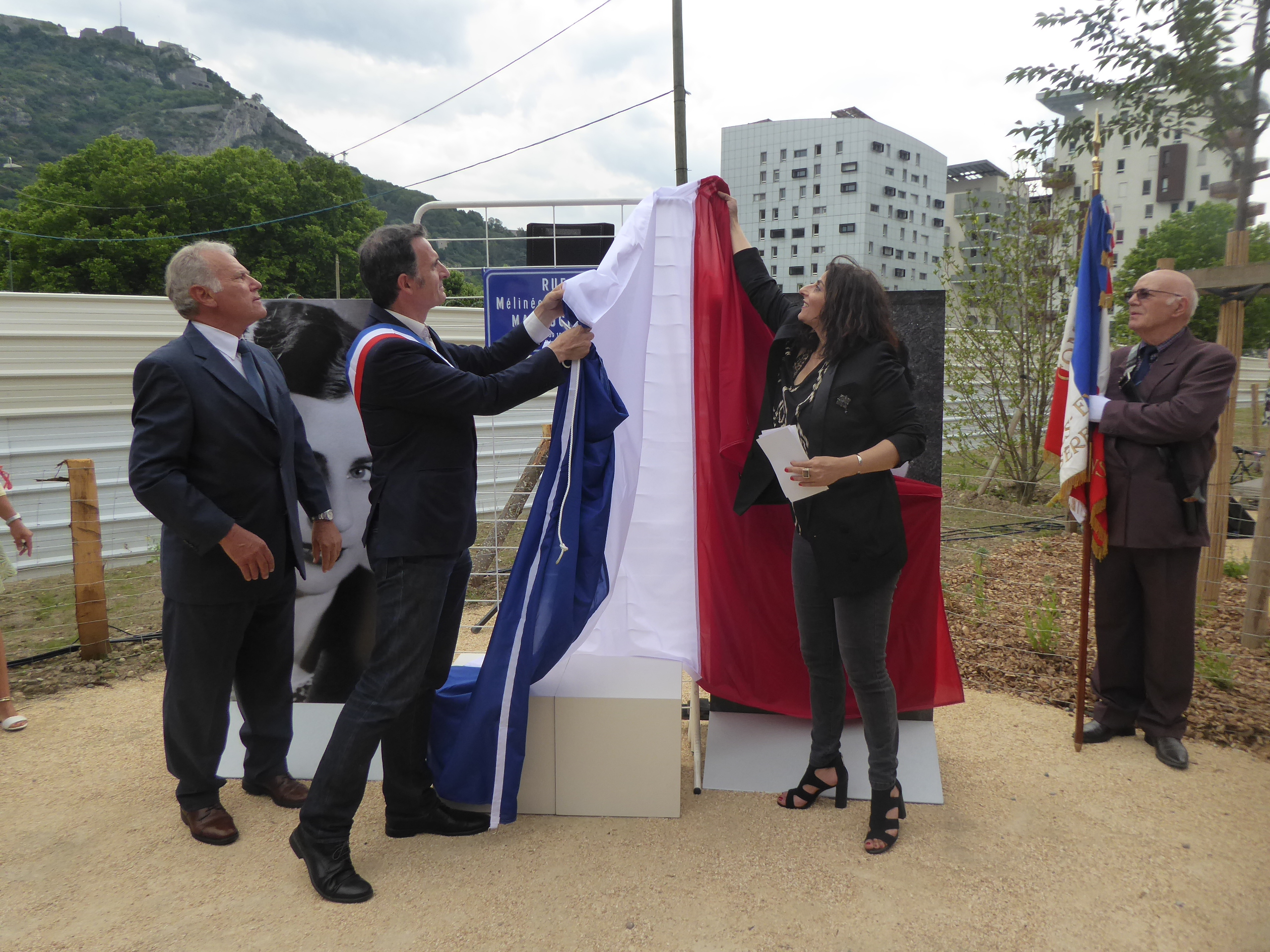 Inauguration à Grenoble de la rue Mélinée et Missak Manouchian samedi 26 mai