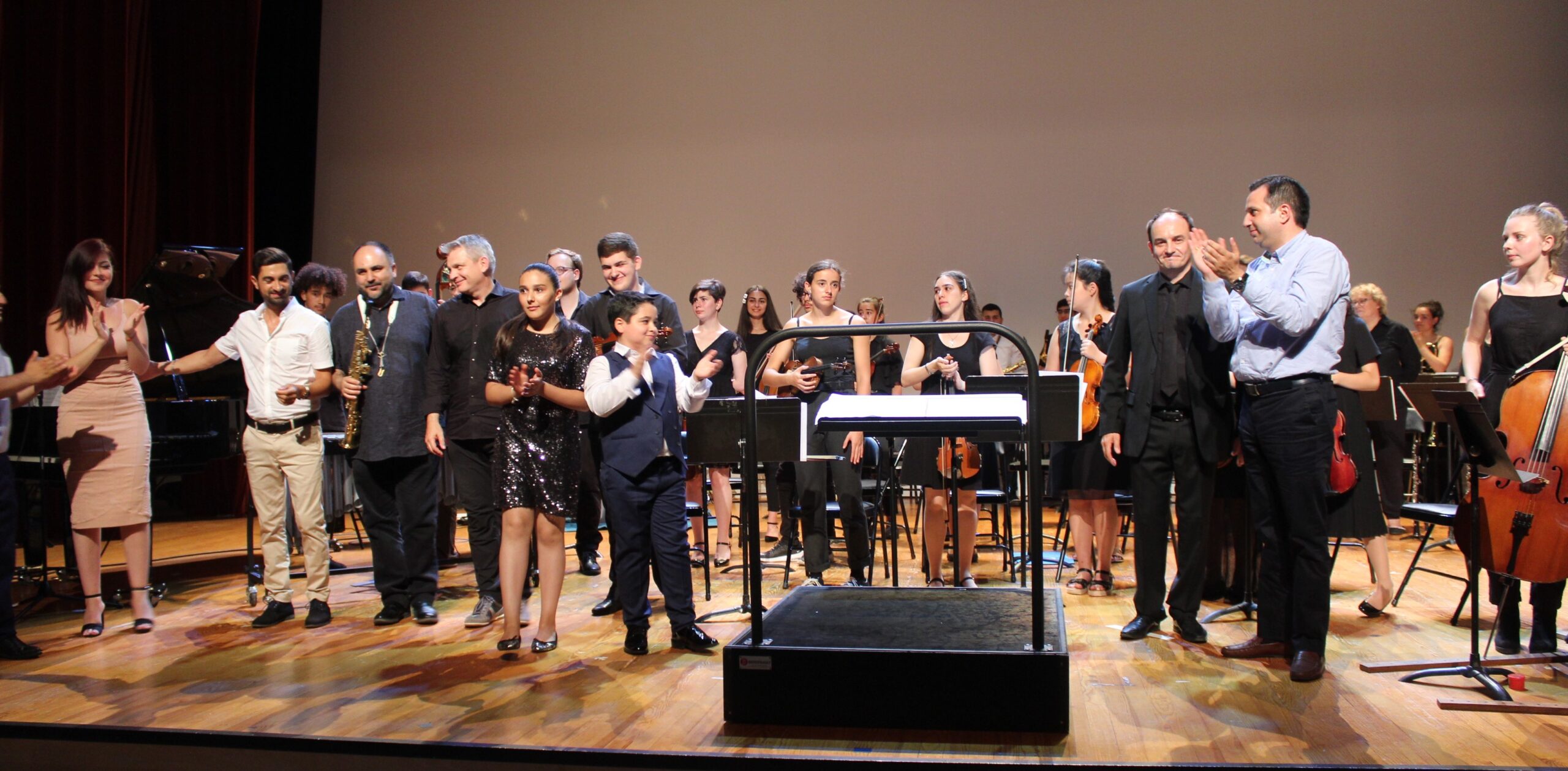 orchestre_franco-armenien_de_jeunes_a_valence_photo2.jpg