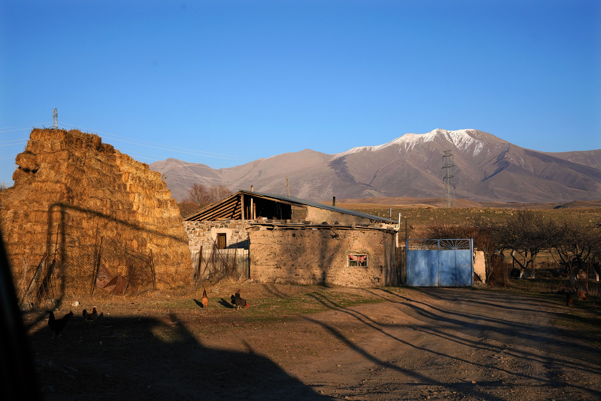 village_ishkhanasar_05_copy.jpg